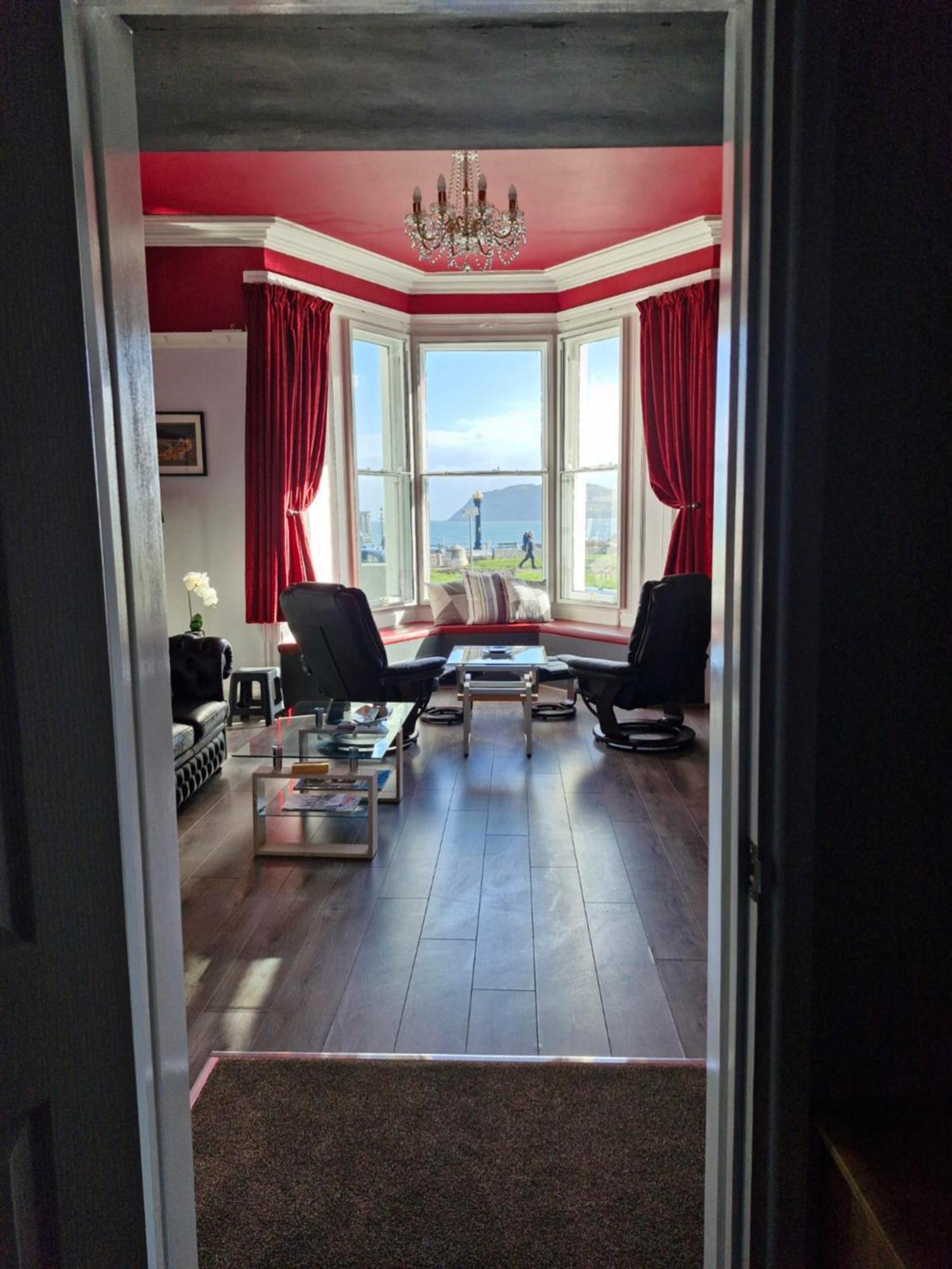 Hen Dy Bed & Breakfast Llandudno Exterior photo